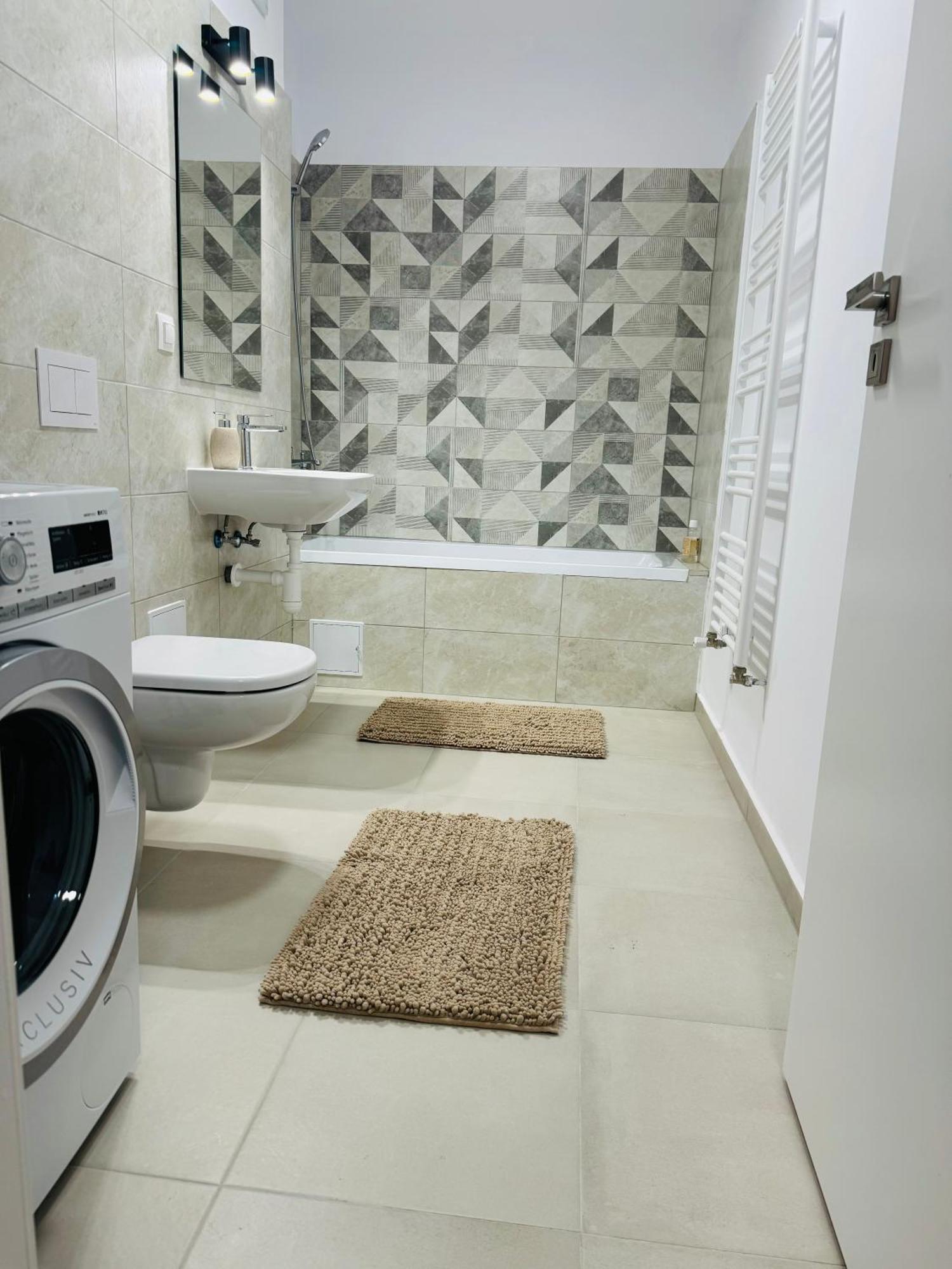 Milan Luxury Apartaments Vi-Maurer Residence Targu Mures Exterior photo
